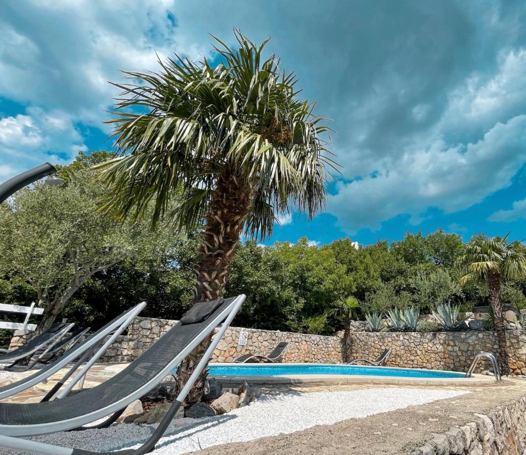 Apartments Villa Klaudia - Adults Only Crikvenica Buitenkant foto
