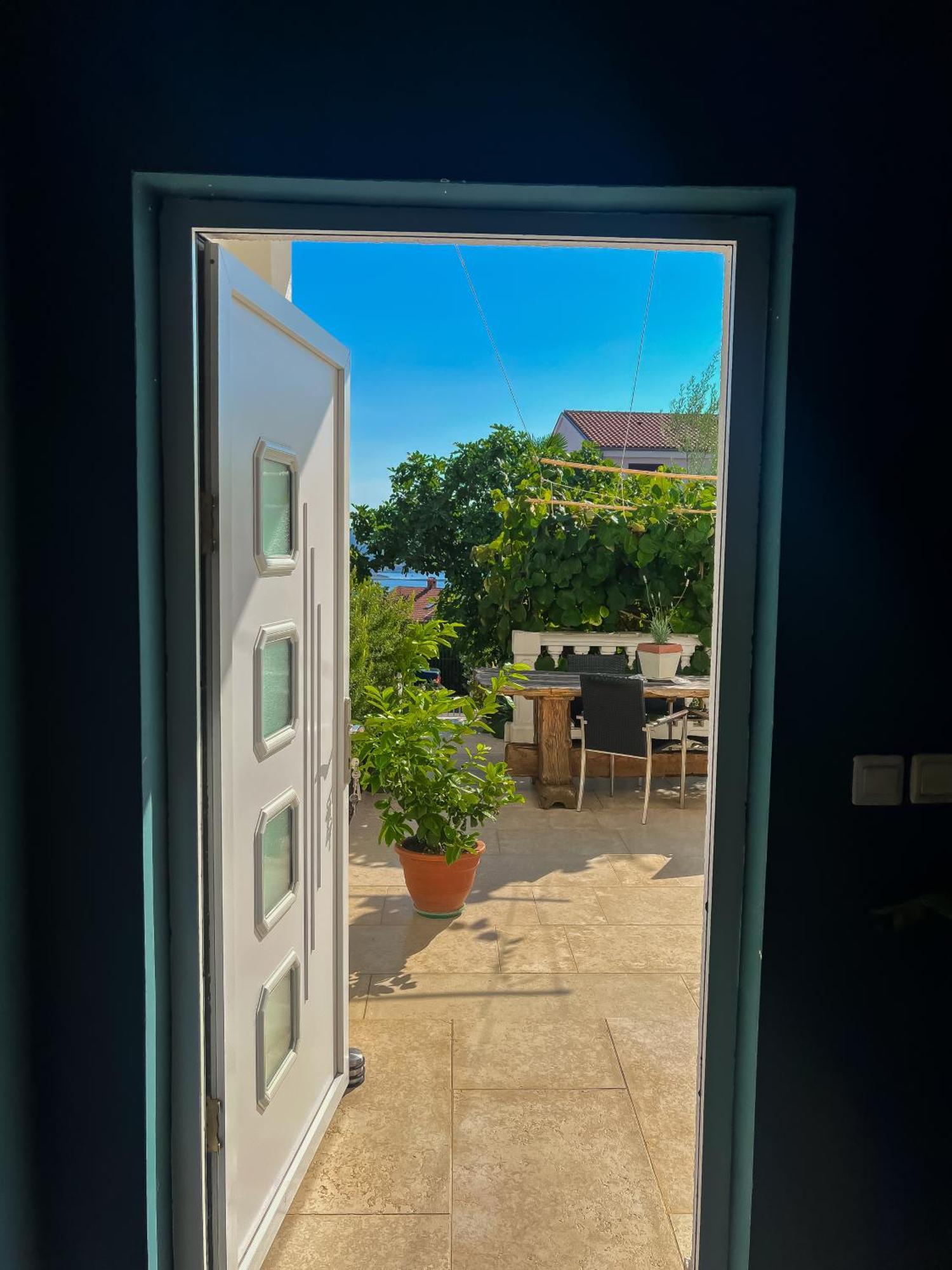 Apartments Villa Klaudia - Adults Only Crikvenica Buitenkant foto